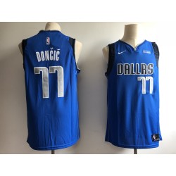 Dallas Maverick Doncic Azul 2
