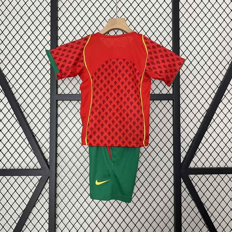 Camiseta Portugal Local Retro Niños 2004