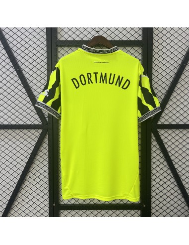 Camiseta Borussia Dortmund Especial 24/25 trasero, diseño exclusivo y calidad premium para fanáticos del fútbol.