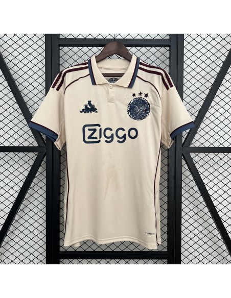Camiseta Ajax 3º Equipación 25/26 de alta calidad, perfecta para coleccionistas y aficionados al fútbol.