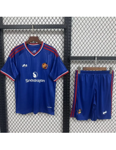 Kids Manchester United 2026/27 away shirt replica front view