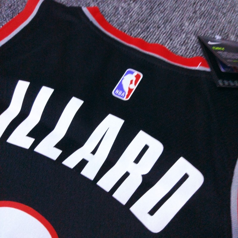 Porland Trail Blazers Negro Serigrafiada (Personalizable)
