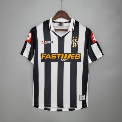 Juventus Local Retro 01/02