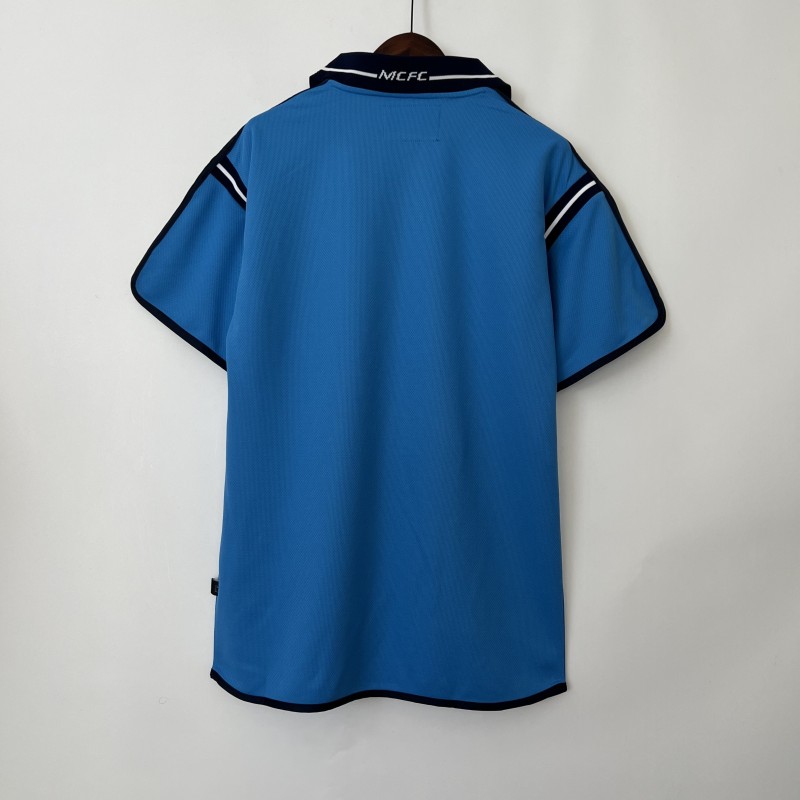 Manchester City Local Retro 01/02