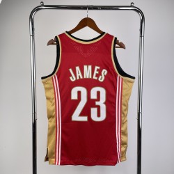 Cleveland Cavaliers Retro 03/04 James (Serigrafiada) 2